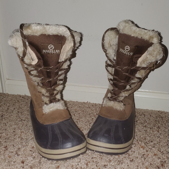 magellan outdoors women's sweater collar duck boots